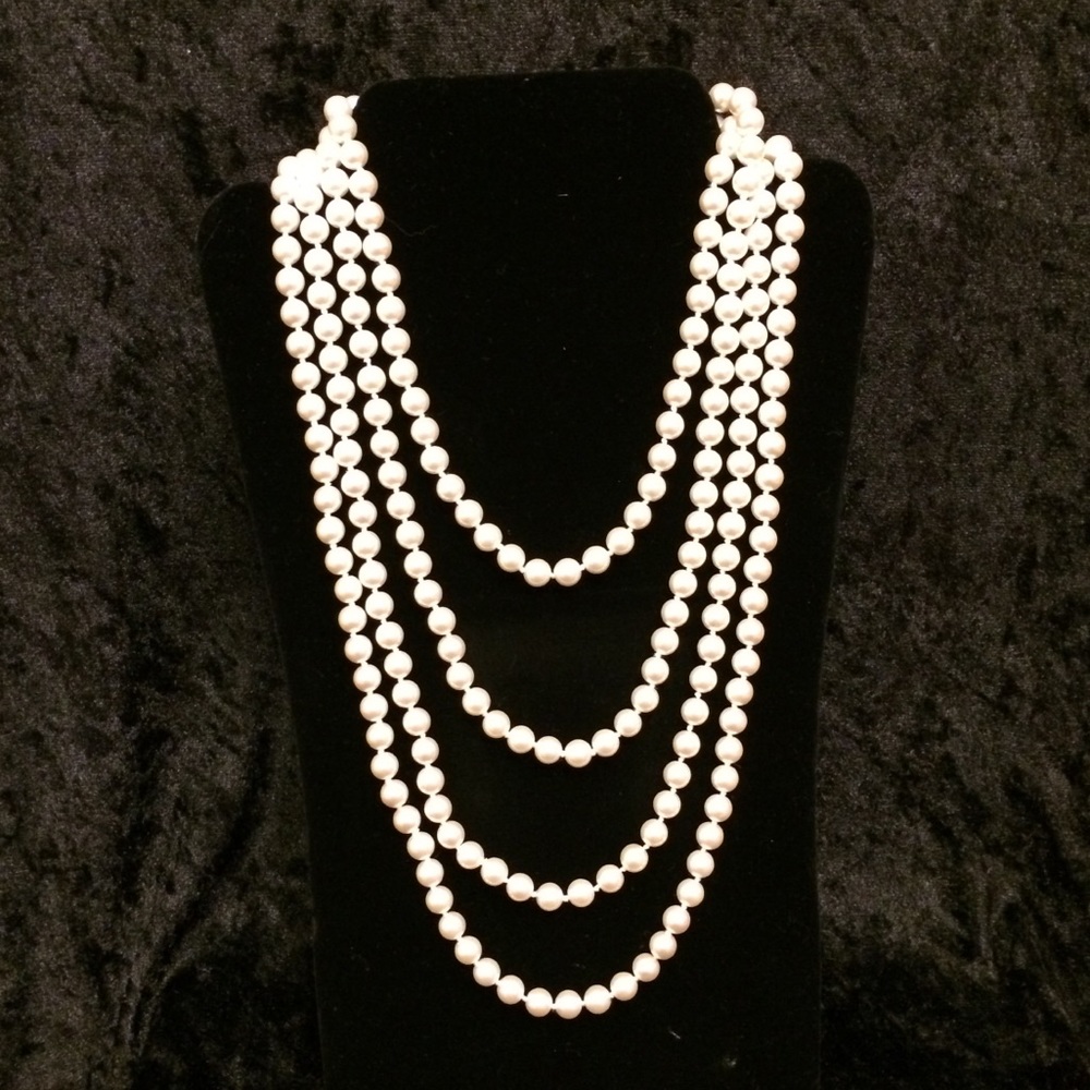 OPENING NIGHT Pearl Necklace by Premier Designs